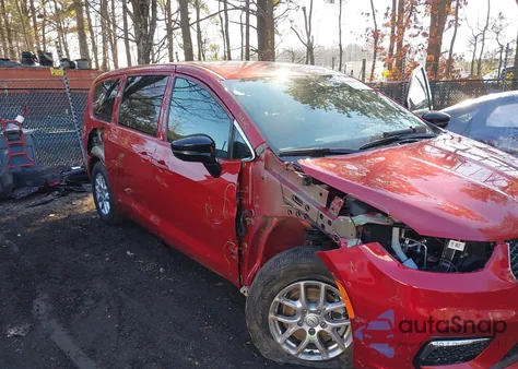 2026 Chrysler Pacifica Select z USA, uszkodzony, nr VIN 2C4RC1BG2TR151561